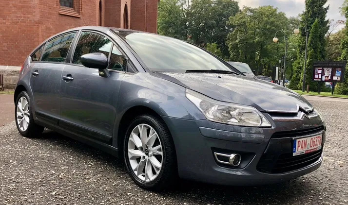 citroen c4 śląskie Citroen C4 cena 15500 przebieg: 149000, rok produkcji 2010 z Zabrze